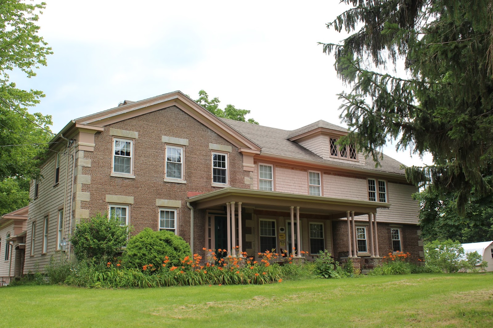 7272 Ontario  Center Road